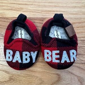 Dearfoams Red and Black Buffalo Plaid Baby Bear Slippers size 3-6 months